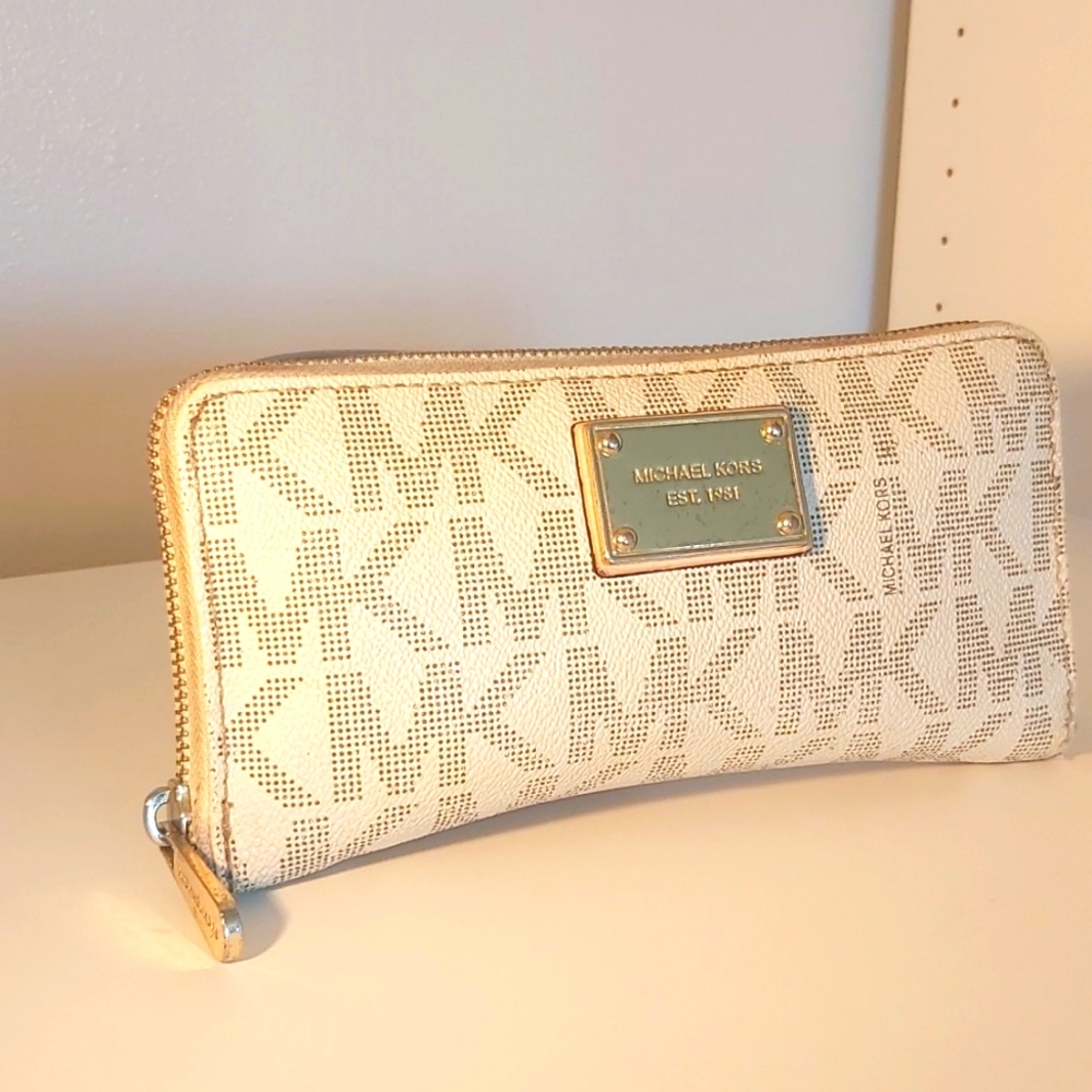 MICHAEL KORS WALLET